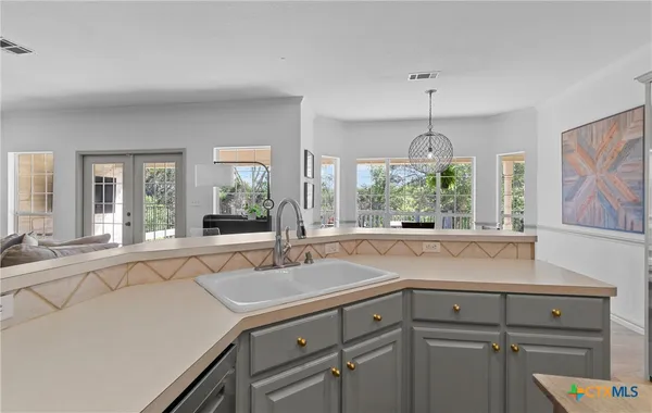 $765,000 | 10015 Hodge Canyon Drive, Salado, TX 76571