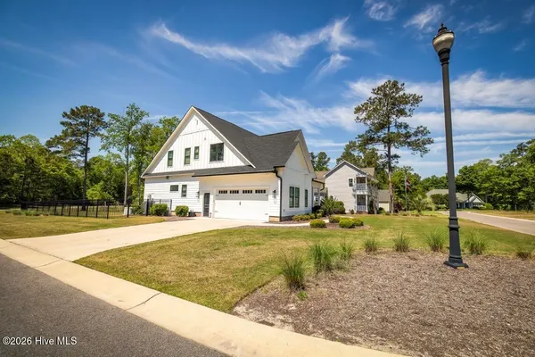 $899,000 | 9274 Fallen Pear Lane Northeast, Leland, NC 28451