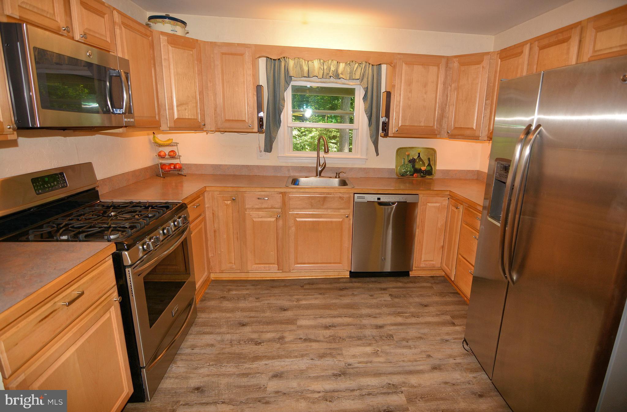 486 Chestnut Road Severna Park, MD 21146 - Photo 6 of 30 Kitchen