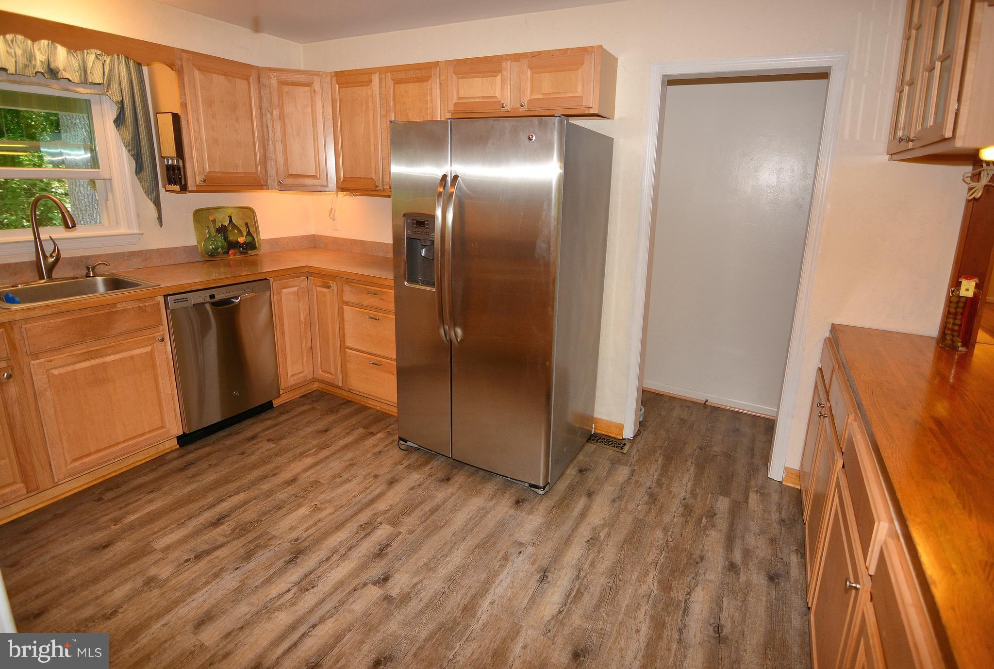 486 Chestnut Road Severna Park, MD 21146 - Photo 7 of 30 Kitchen