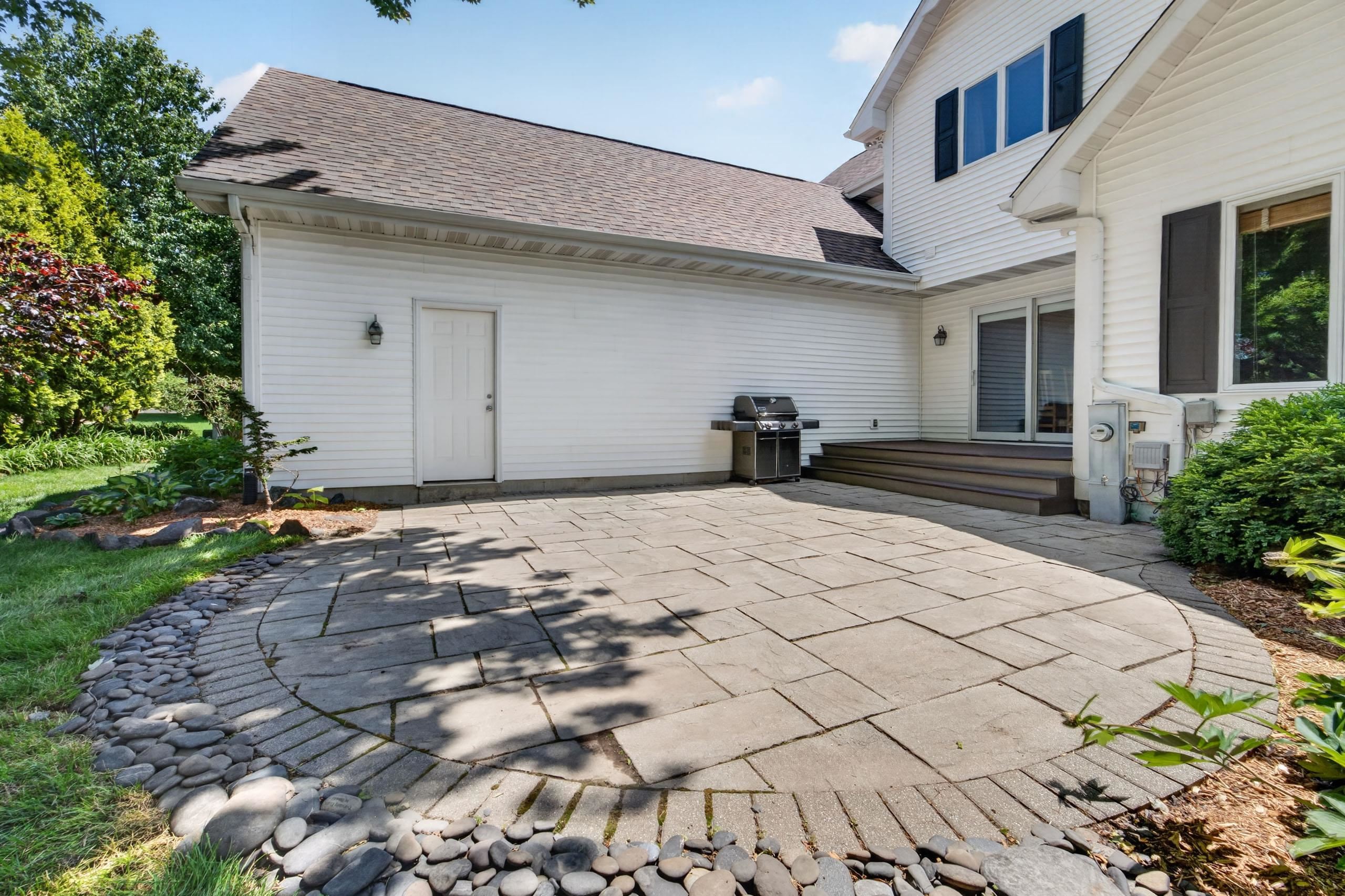 1614 Blue Ridge Trail Waunakee, WI 53597 - Photo 13 of 82