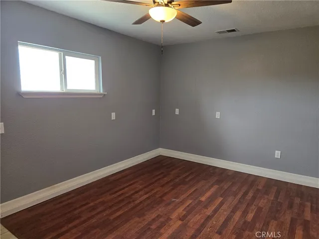 $1,800 | 6467 Oak Hill Road, Unit B, Oak Hills, CA 92344