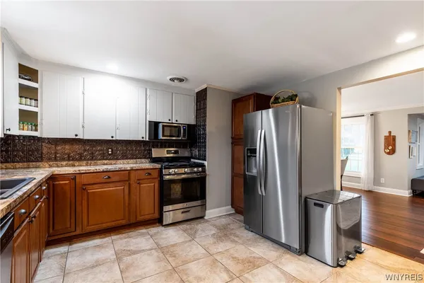 $429,900 | 6606 Gartman Road, Orchard Park, NY 14127