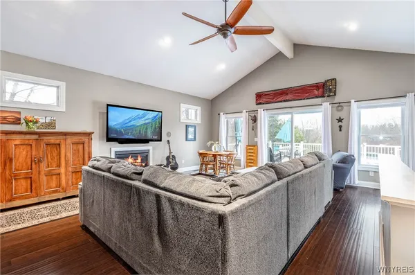 $429,900 | 6606 Gartman Road, Orchard Park, NY 14127