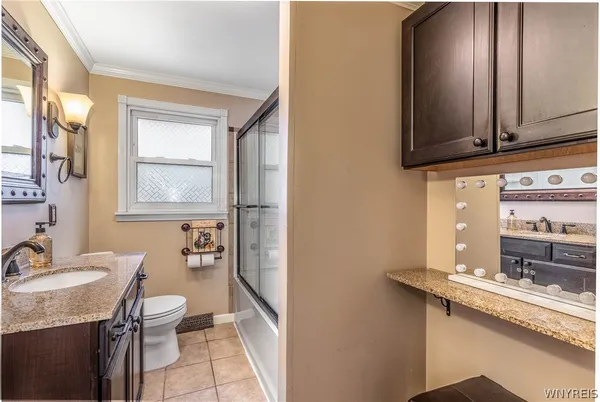 $429,900 | 6606 Gartman Road, Orchard Park, NY 14127