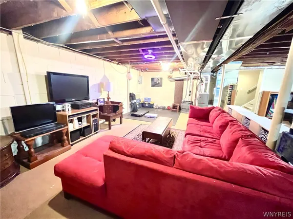 $429,900 | 6606 Gartman Road, Orchard Park, NY 14127