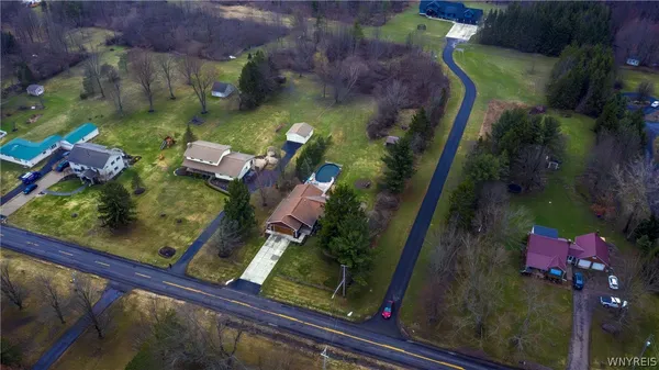 $429,900 | 6606 Gartman Road, Orchard Park, NY 14127