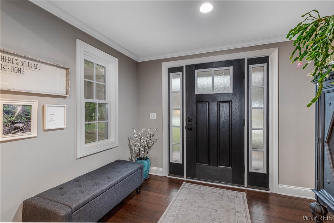 6606 Gartman Road Orchard Park, NY 14127 - Photo 5 of 50 Front entry foyer.