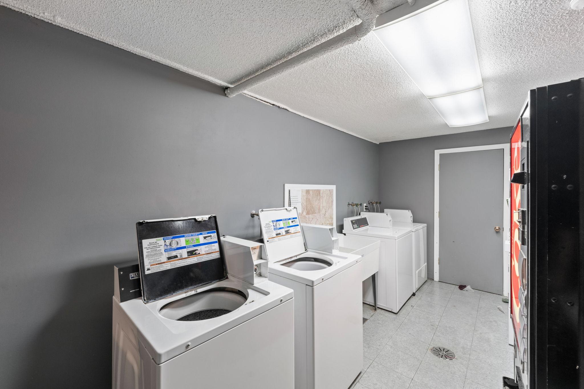 609 South 9th Street, Unit 8 Minneapolis, MN 55404 - Photo 25 of 30