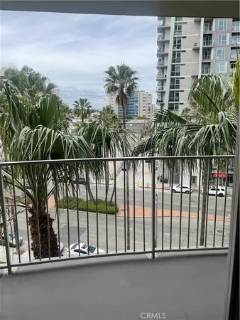 $925,000 | 700 East Ocean Boulevard, Unit 1002, Long Beach, CA 90802