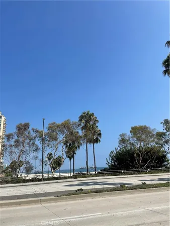 $925,000 | 700 East Ocean Boulevard, Unit 1002, Long Beach, CA 90802
