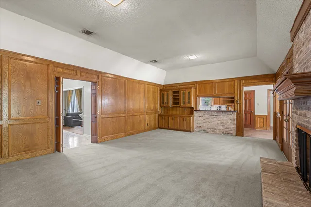a view of a livingroom with an oven