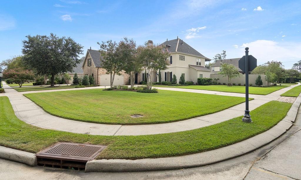 74 Robyn Place Mandeville, LA 70471 - Photo 3 of 48