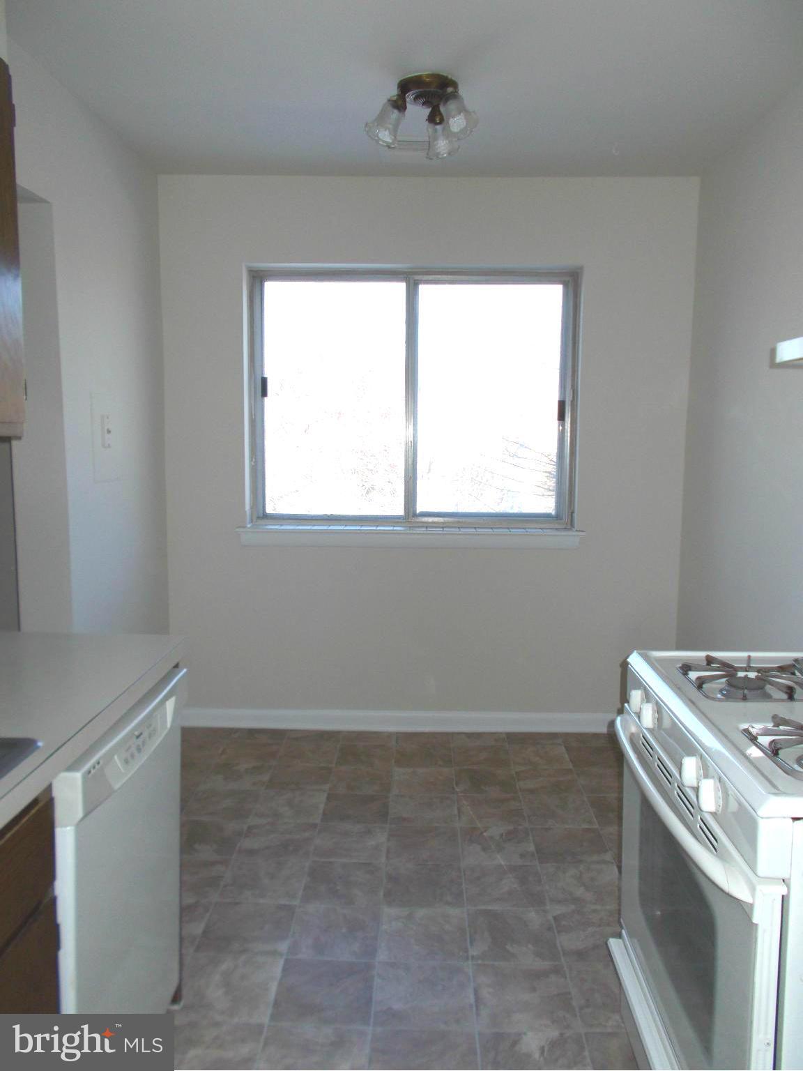 3352 Hewitt Avenue, Unit 202 Silver Spring, MD 20906 - Photo 11 of 19 Kitchen