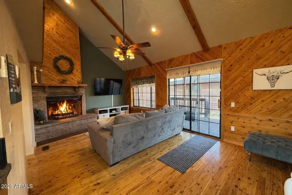 $445,000 | 2740 Air Park Drive, Overgaard, AZ 85933