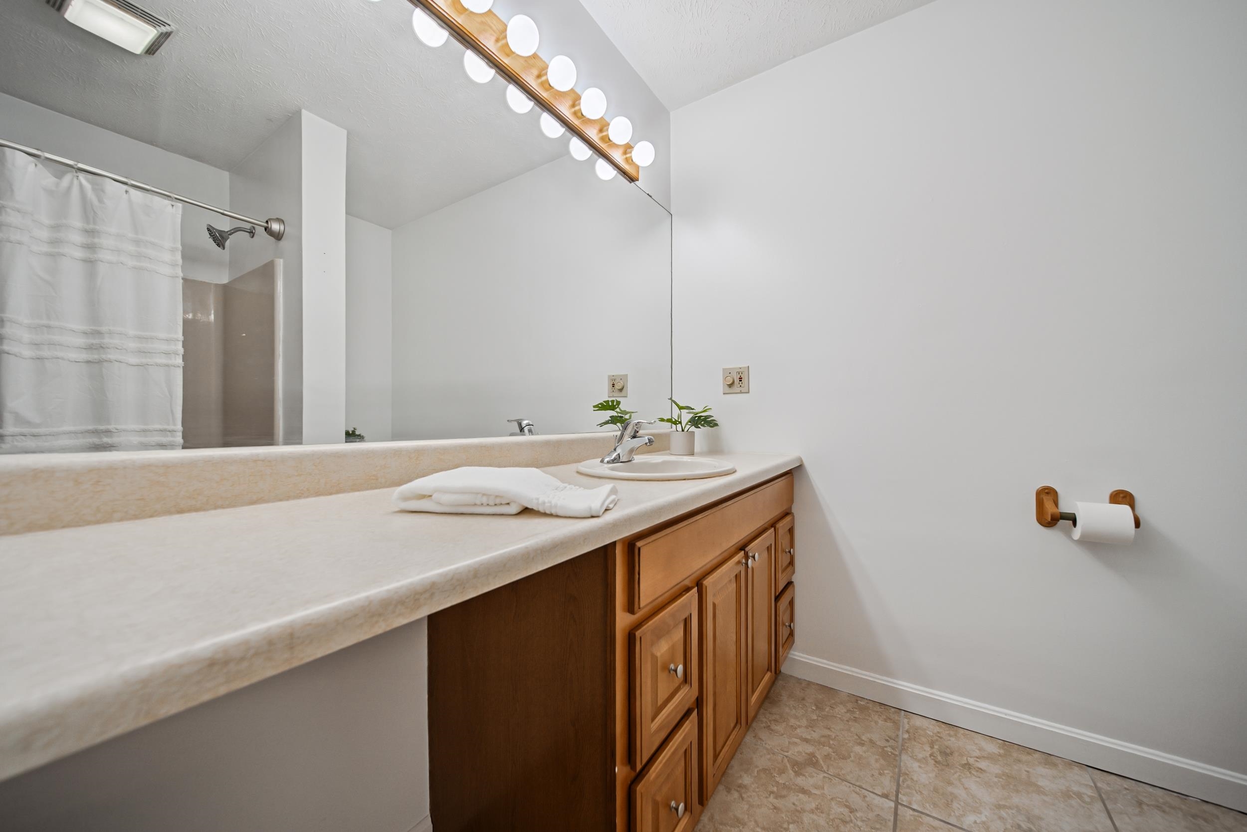 1901 Bodwell Road, Unit 28 Manchester, NH 03109 - Photo 16 of 30