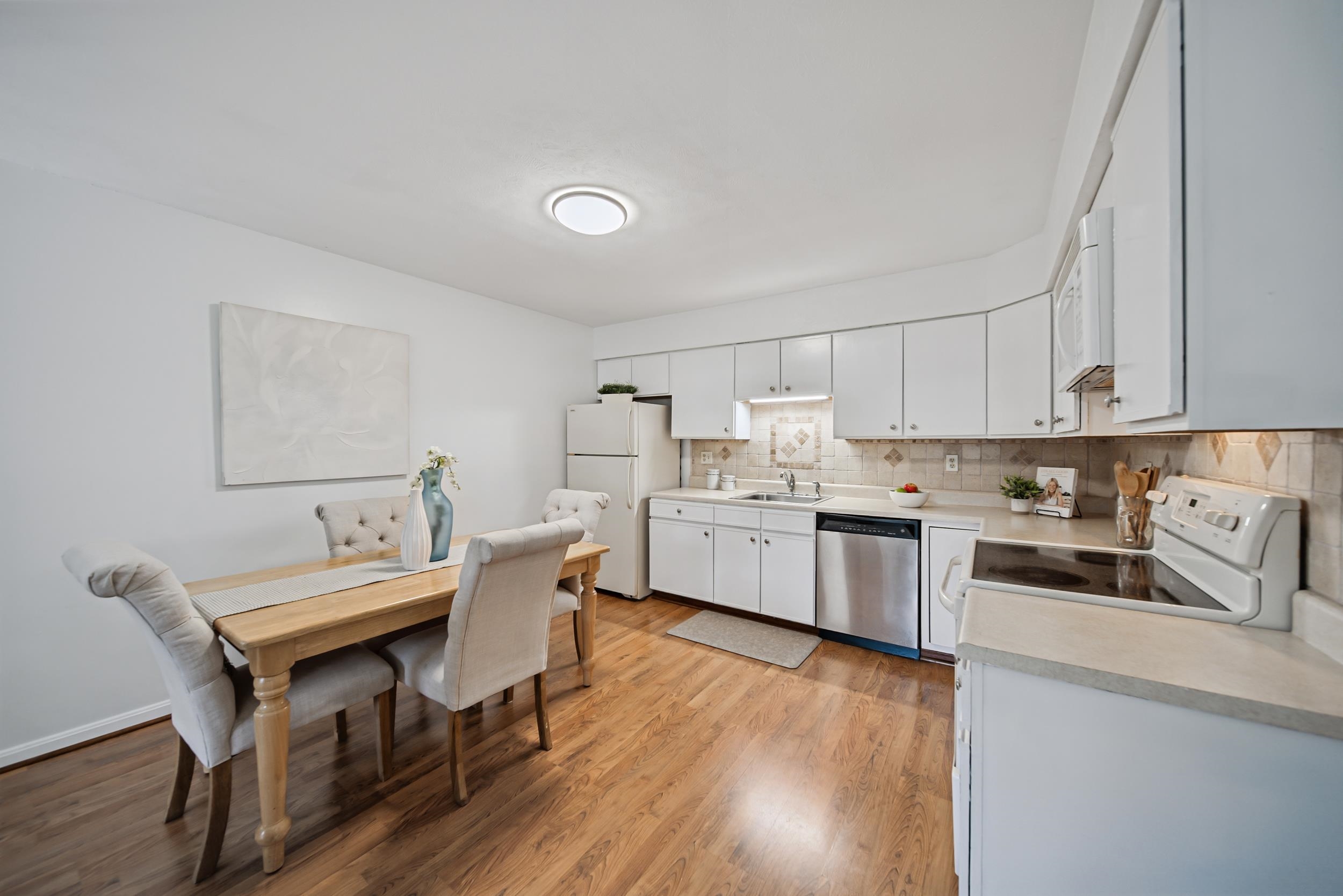 1901 Bodwell Road, Unit 28 Manchester, NH 03109 - Photo 8 of 30