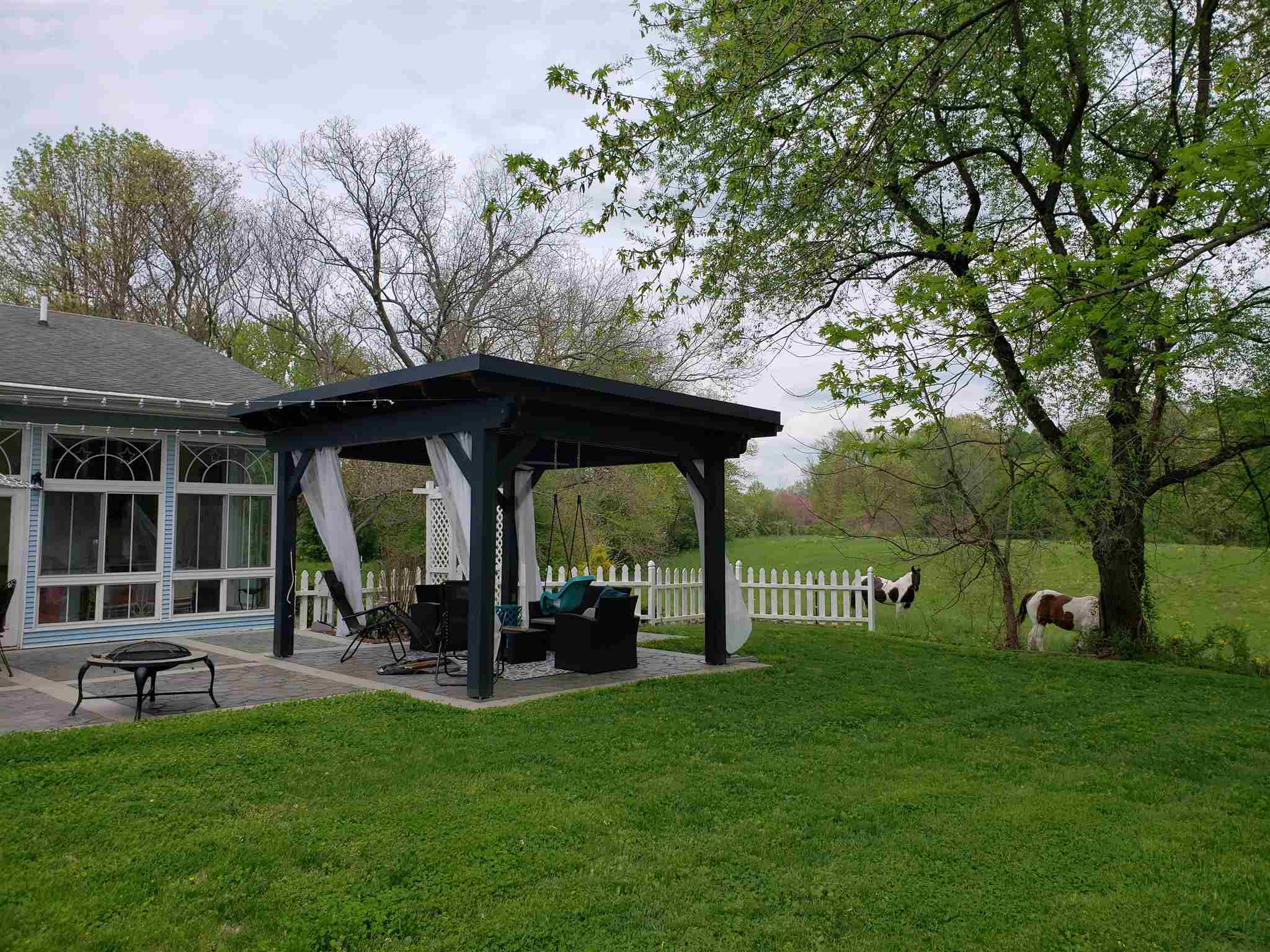 1787 West Division Road Jasper, IN 47546 - Photo 30 of 36 Gallery Image 30