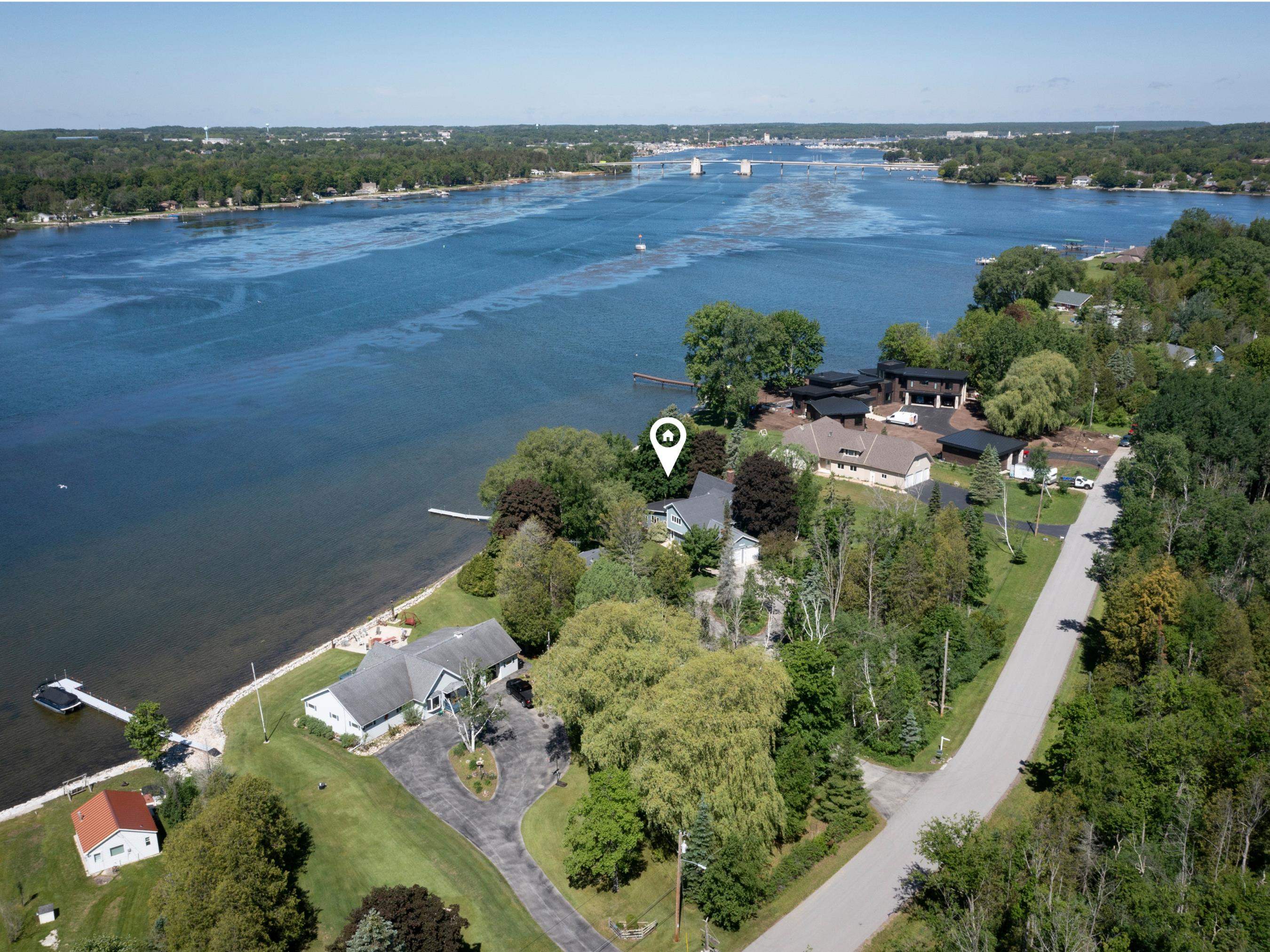 1537 Cove Road Sturgeon Bay, WI 54235 - Photo 19 of 33