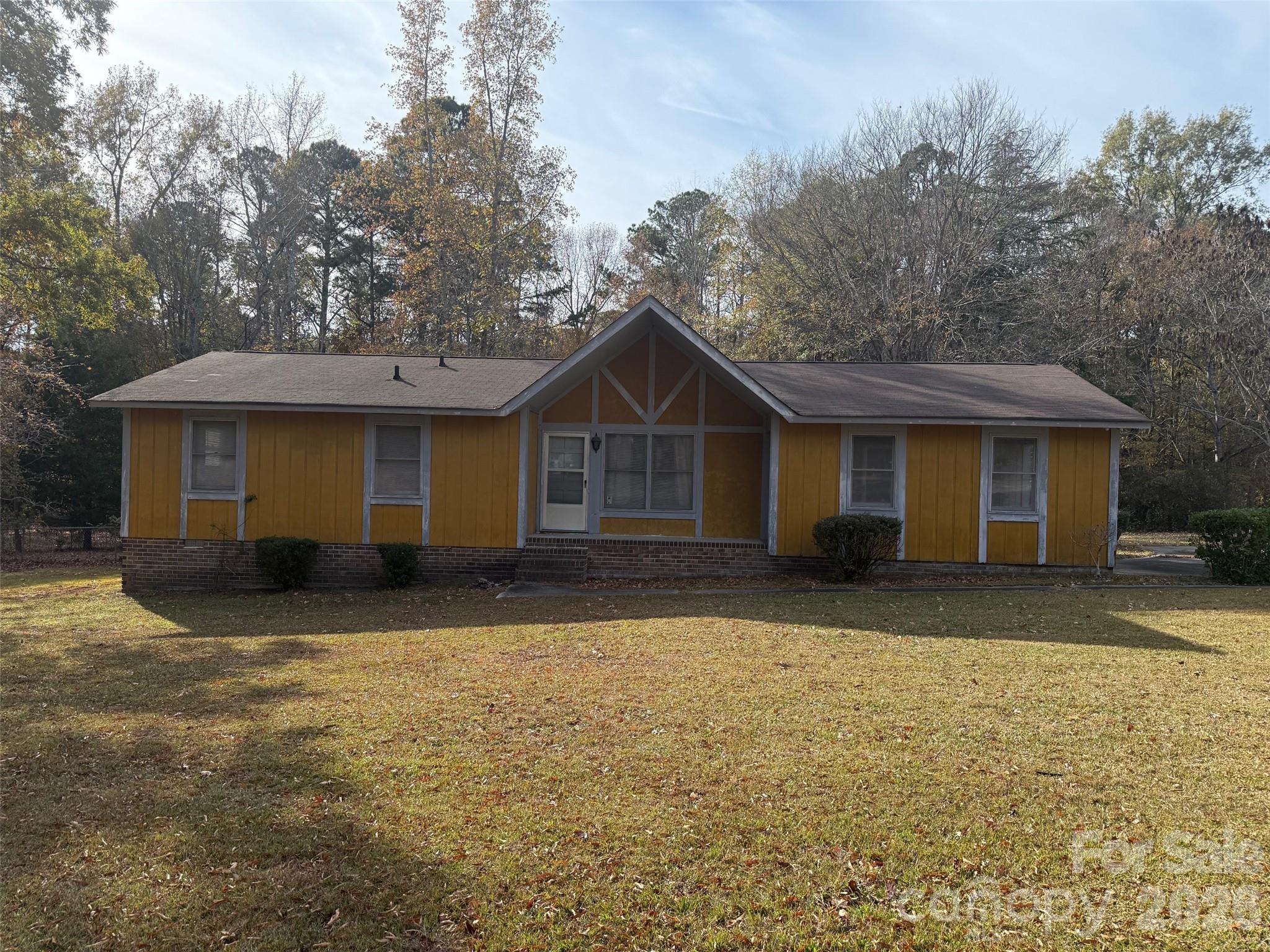 2908 Woodland Way Lancaster, SC 29720 - Photo 2 of 22