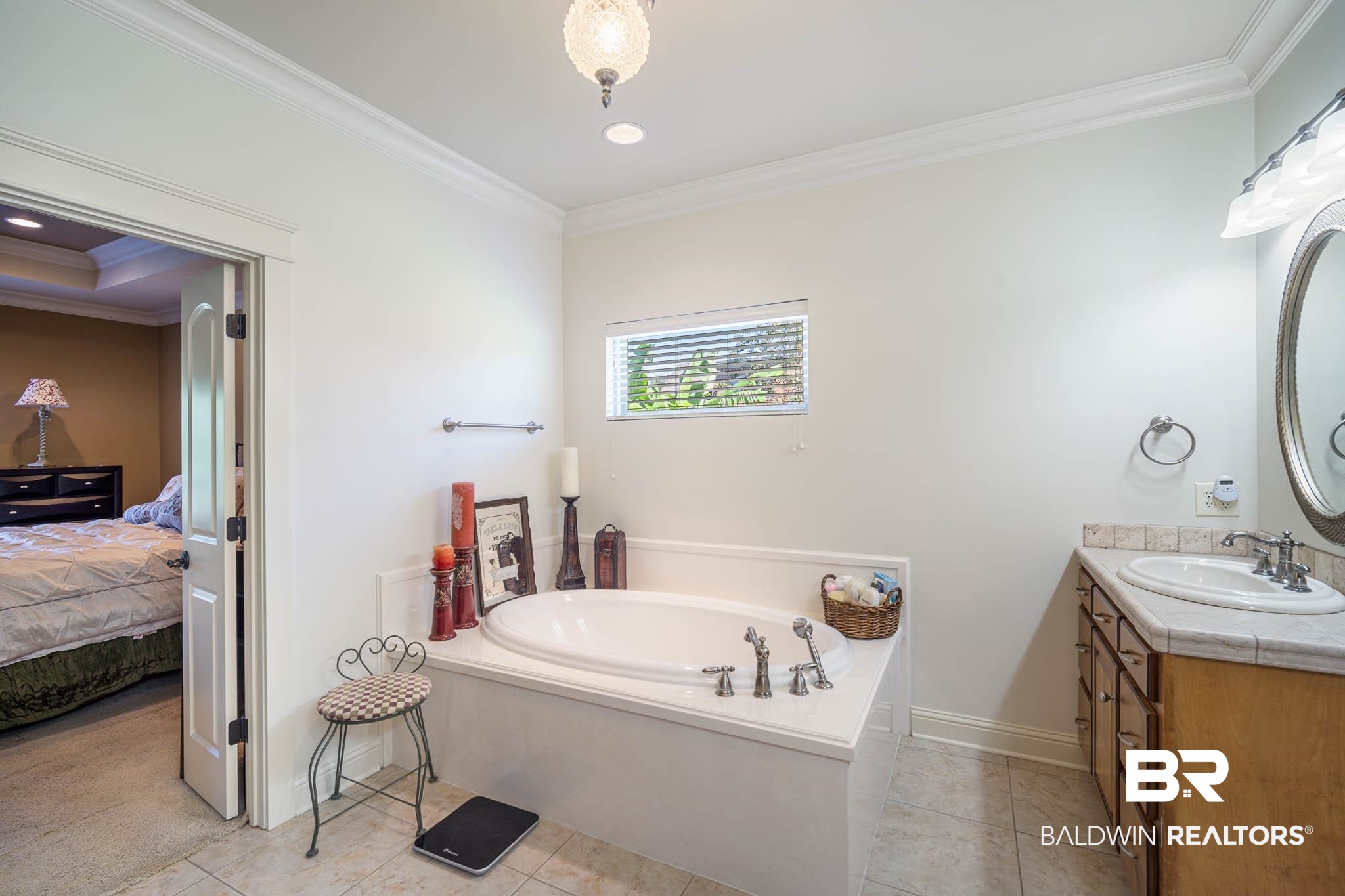 24121 Trowbridge Court Daphne, AL 36526 - Photo 19 of 46 Master Bathroom