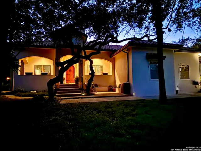 a view of outdoor space and entertaining space