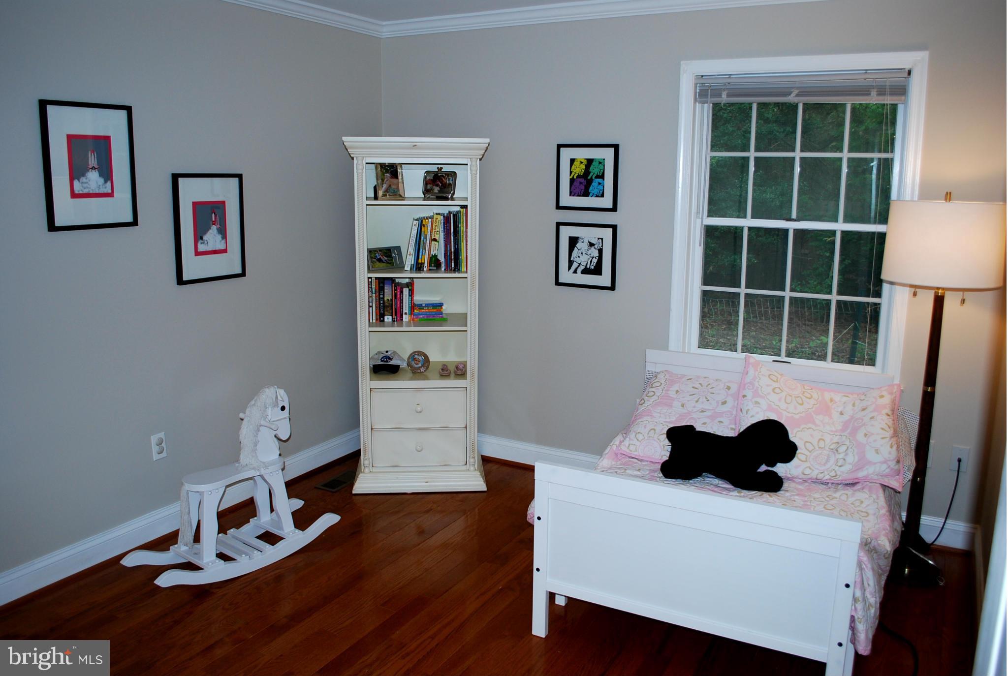 985 St George Barber Road Davidsonville, MD 21035 - Photo 13 of 30 Bedroom (first floor)