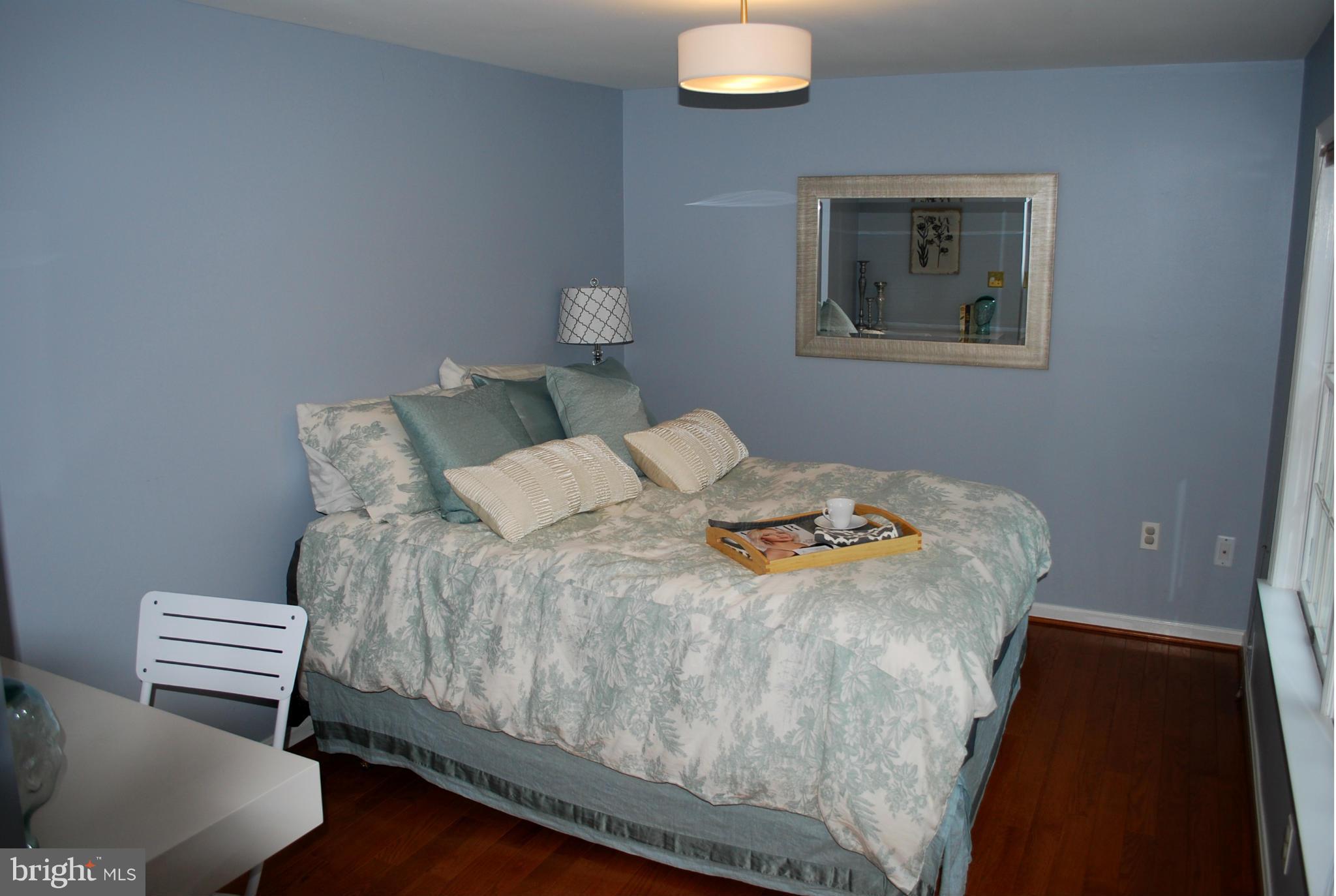 985 St George Barber Road Davidsonville, MD 21035 - Photo 16 of 30 2nd floor large Bedroom