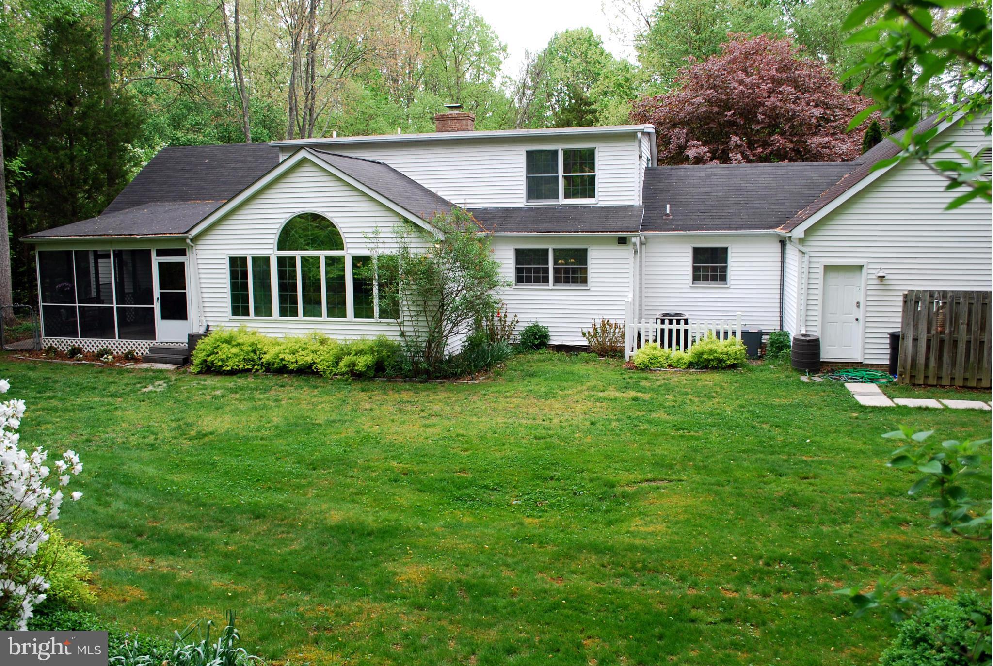 985 St George Barber Road Davidsonville, MD 21035 - Photo 19 of 30 Exterior (Rear)