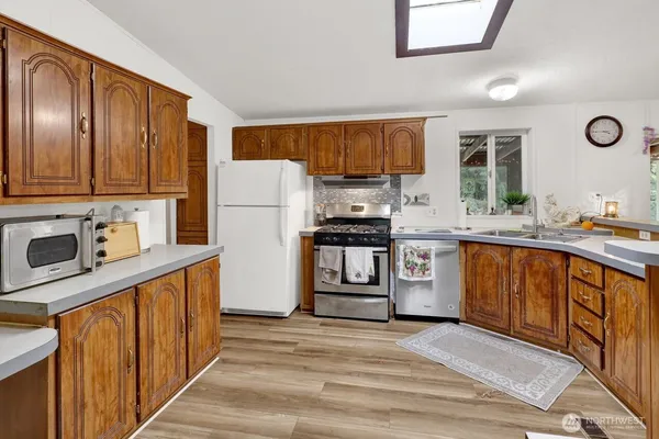 $949,900 | 1120 Shaw Road, Bow, WA 98232