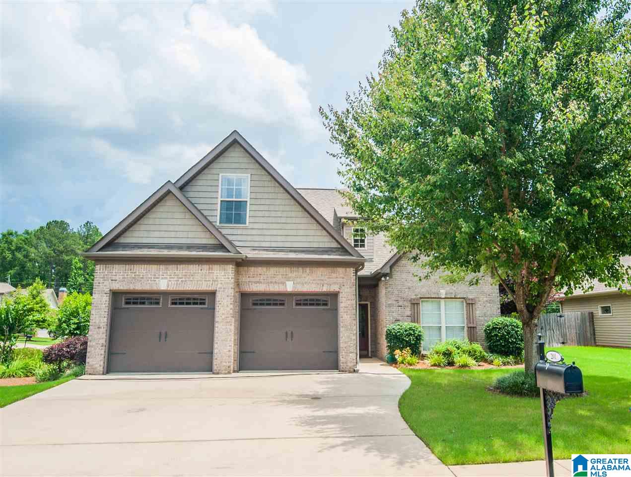 201 Falling Waters Way Alabaster, AL 35114 - Photo 2 of 24 Gallery Image 2