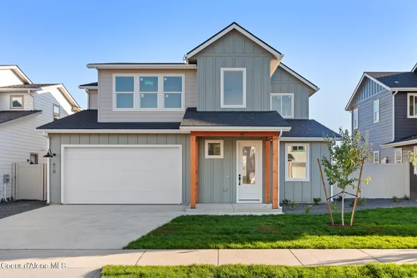 $715,000 | 610 Moscow Street, Sandpoint, ID 83864
