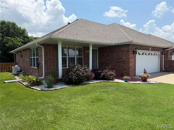 $260,000 | 1316 Dara Drive, Lebanon, MO 65536