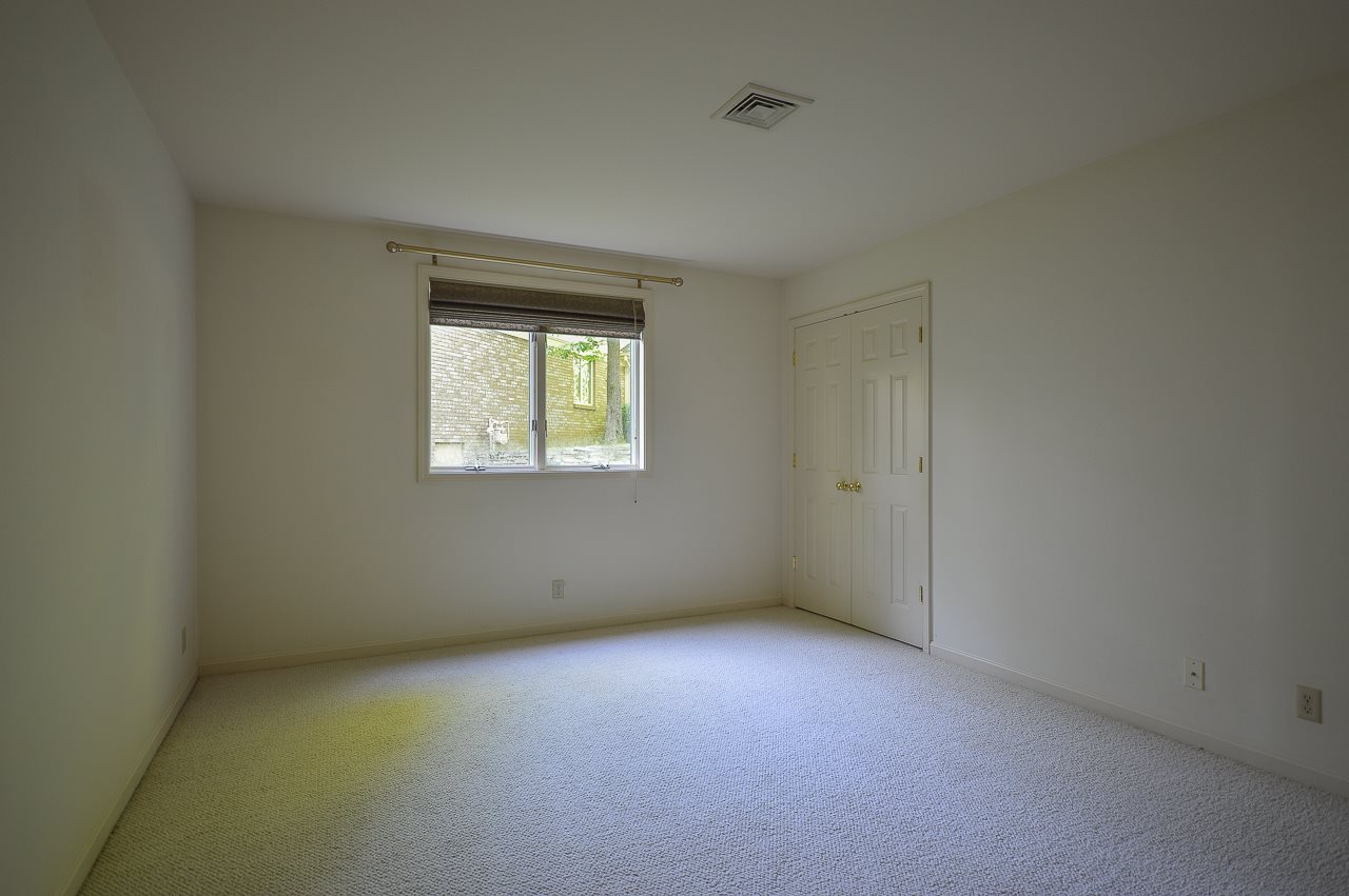 1301 Timberlake Road Evansville, IN 47710 - Photo 16 of 21 Gallery Image 16