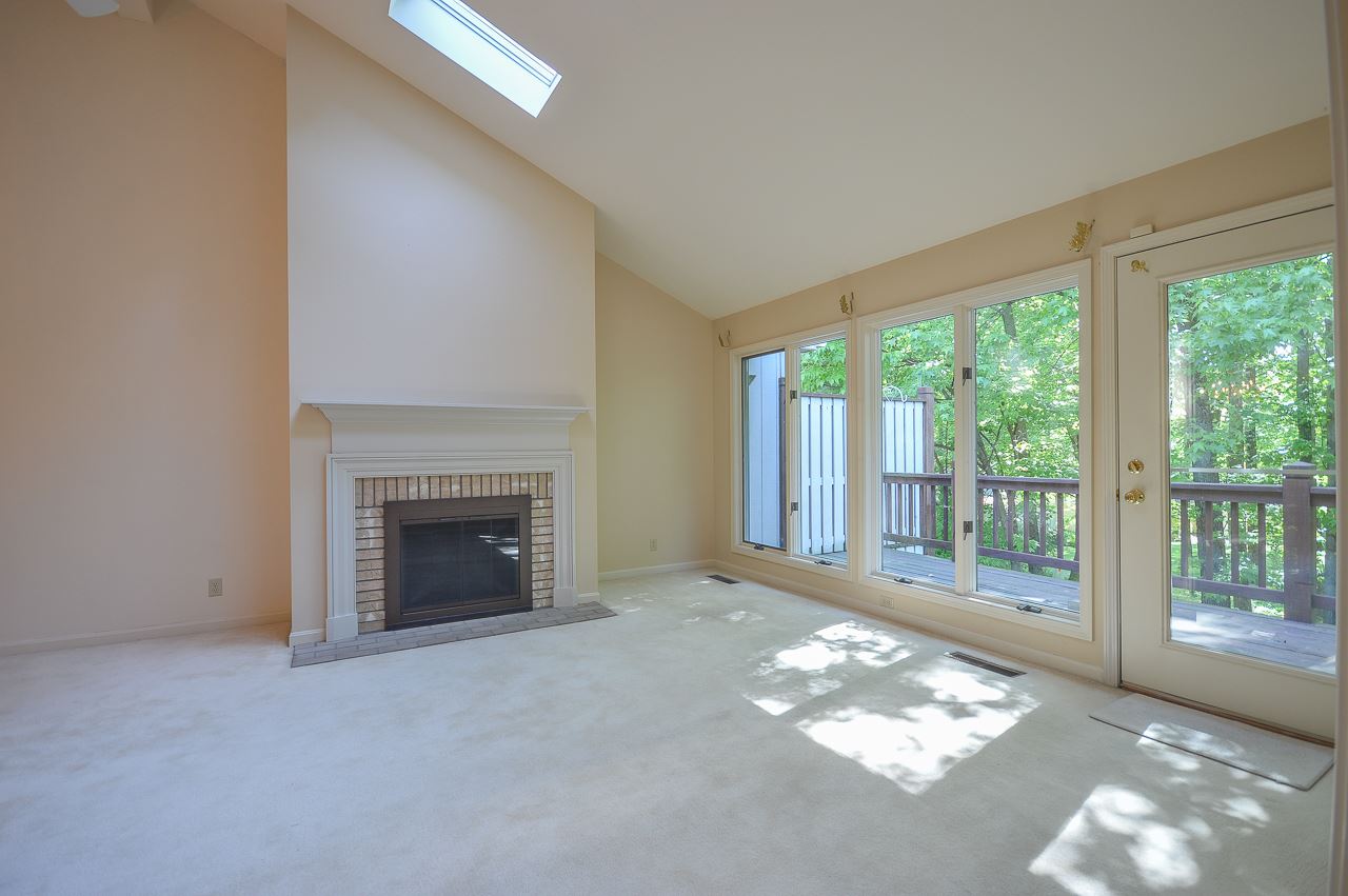 1301 Timberlake Road Evansville, IN 47710 - Photo 6 of 21 Gallery Image 6