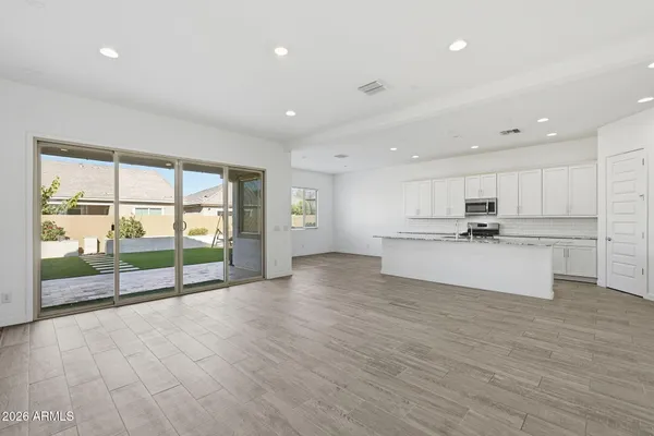 $3,499 | 204 East Taurus Place, Chandler, AZ 85249