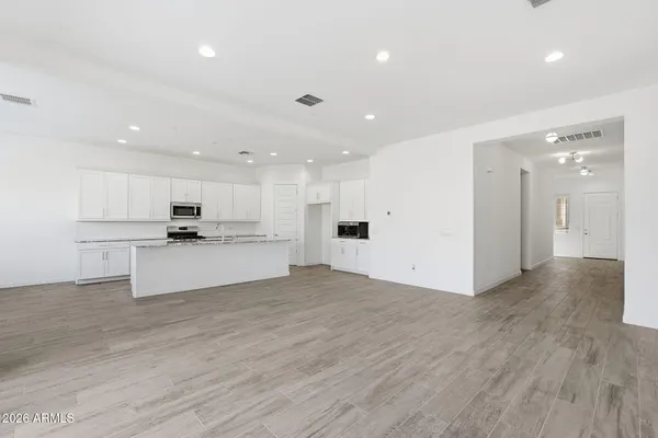$3,499 | 204 East Taurus Place, Chandler, AZ 85249