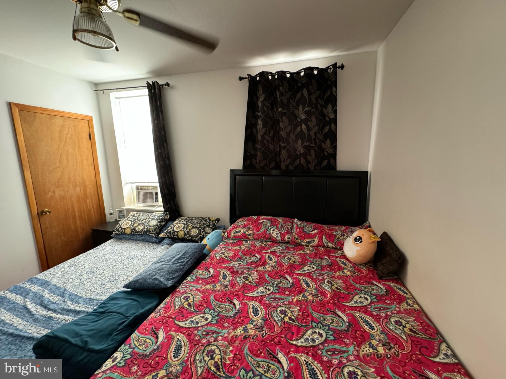 549 Tree Street Philadelphia, PA 19148 - Photo 7 of 18 Bedroom Main