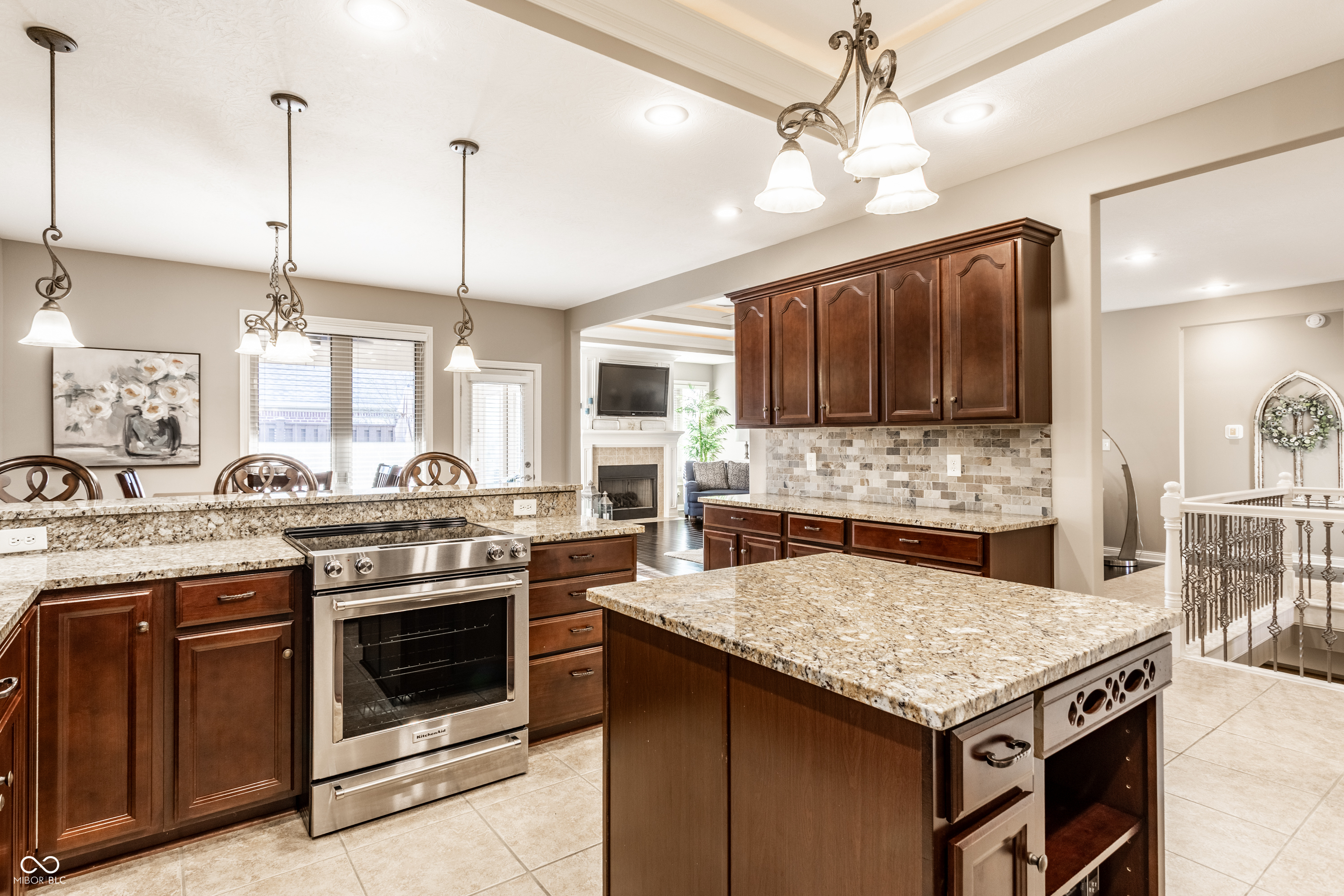 6639 Flowstone Way Indianapolis, IN 46237 - Photo 11 of 34