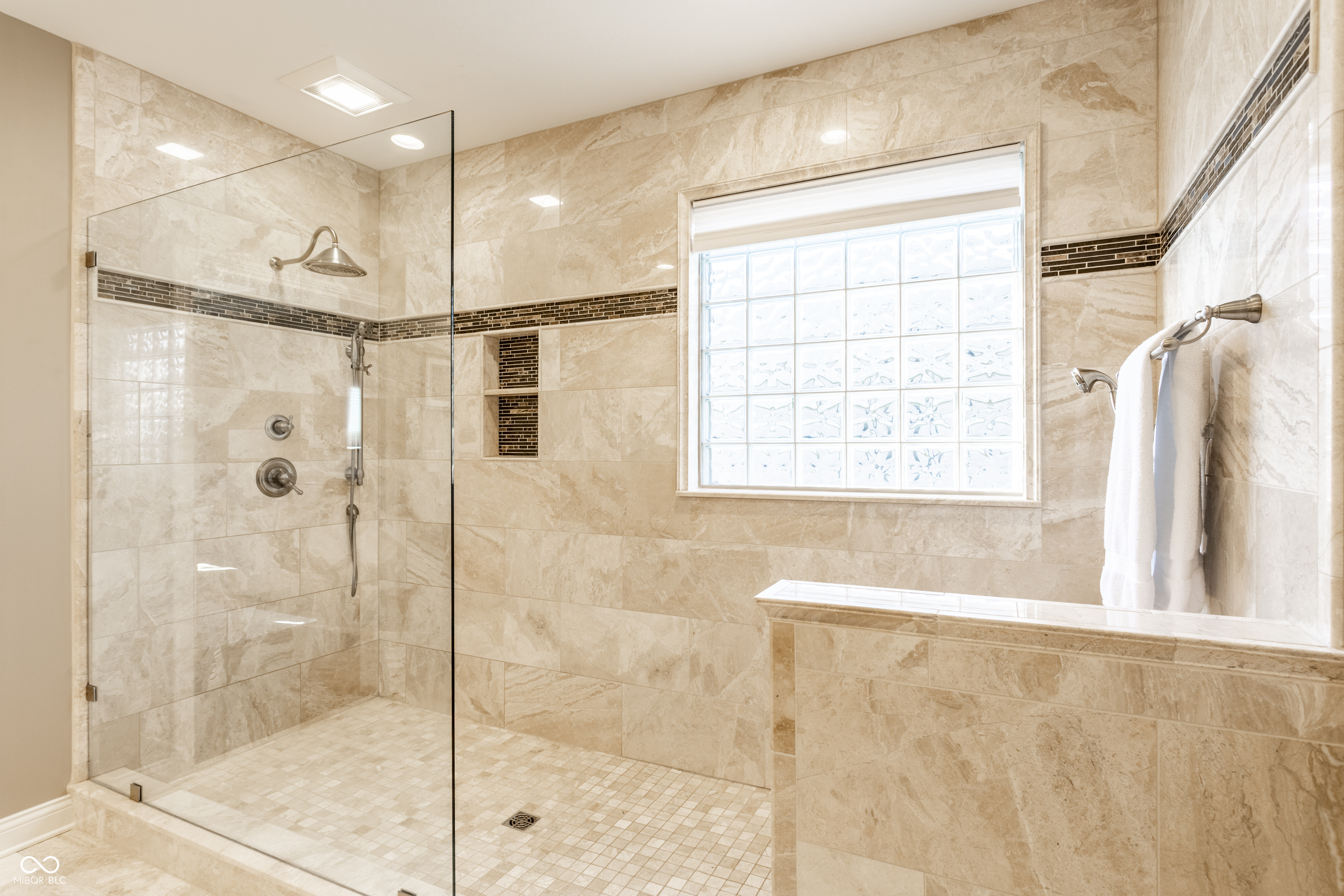 6639 Flowstone Way Indianapolis, IN 46237 - Photo 17 of 34