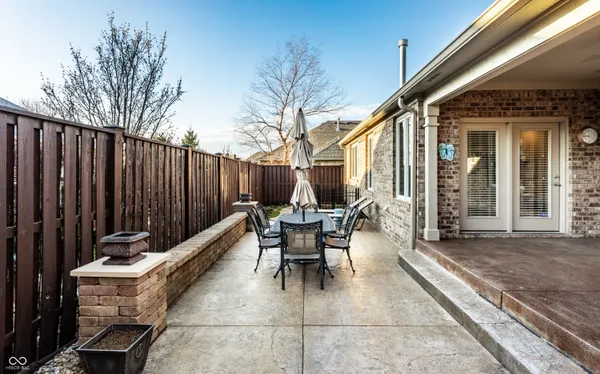 $589,000 | 6639 Flowstone Way, Indianapolis, IN 46237