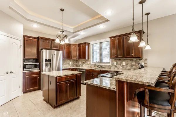 $589,000 | 6639 Flowstone Way, Indianapolis, IN 46237