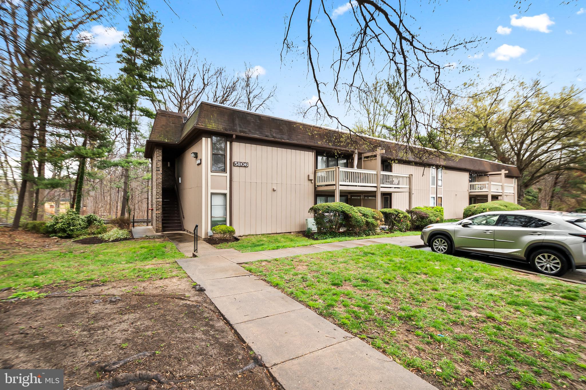 5806 Royal Ridge Drive, Unit F Springfield, VA 22152 - Photo 1 of 25