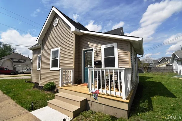 $179,900 | 208 West Jefferson Street, Frankfort, IN 46041