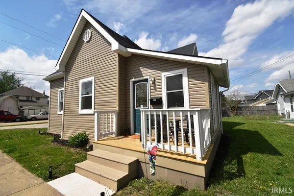 $179,900 | 208 West Jefferson Street, Frankfort, IN 46041