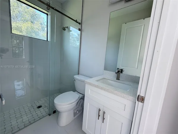 $1,650 | 4681 18th Avenue Southeast, Unit 2, Naples, FL 34117