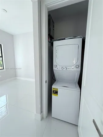 $1,650 | 4681 18th Avenue Southeast, Unit 2, Naples, FL 34117