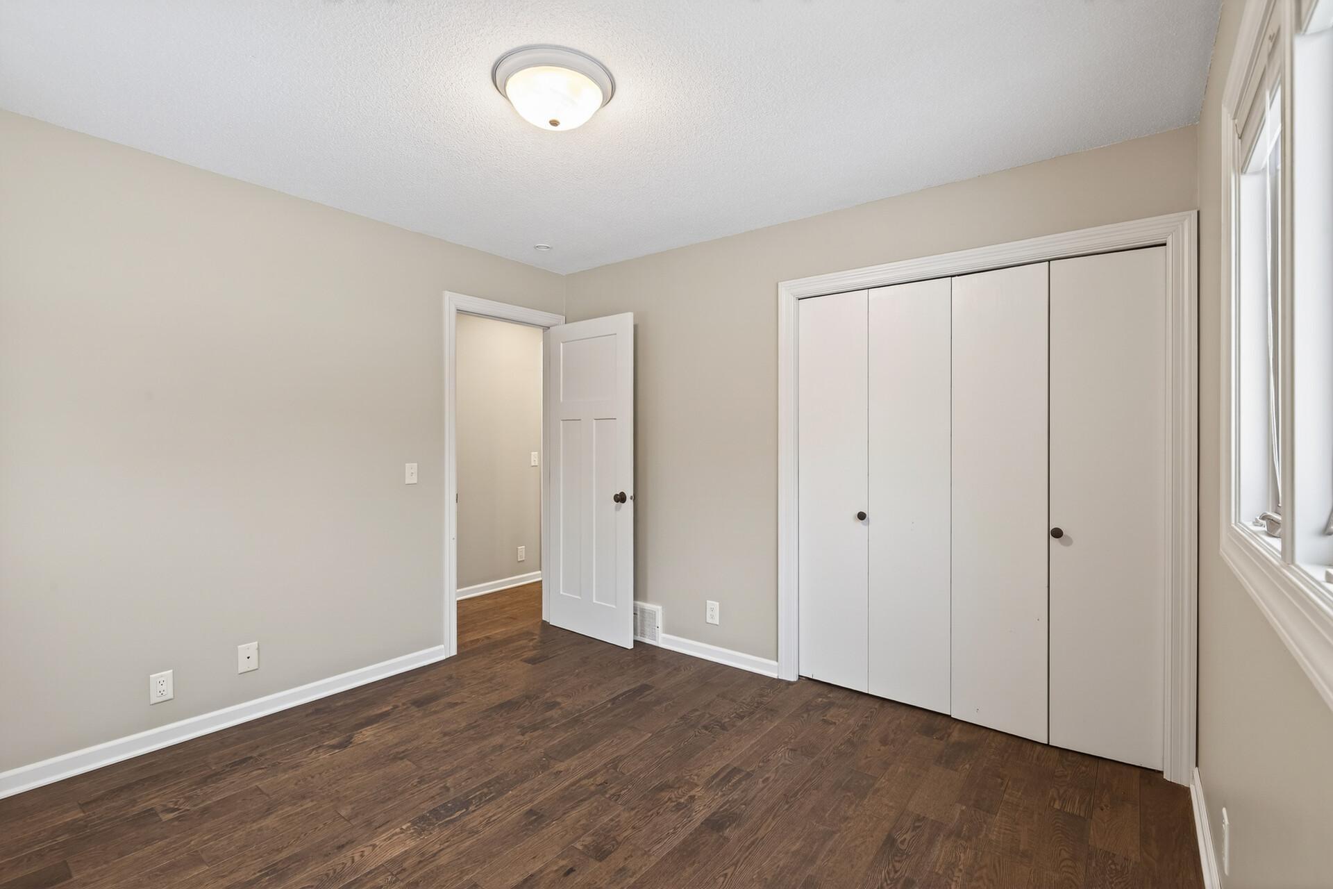 7155 Duluth Street Golden Valley, MN 55427 - Photo 20 of 44