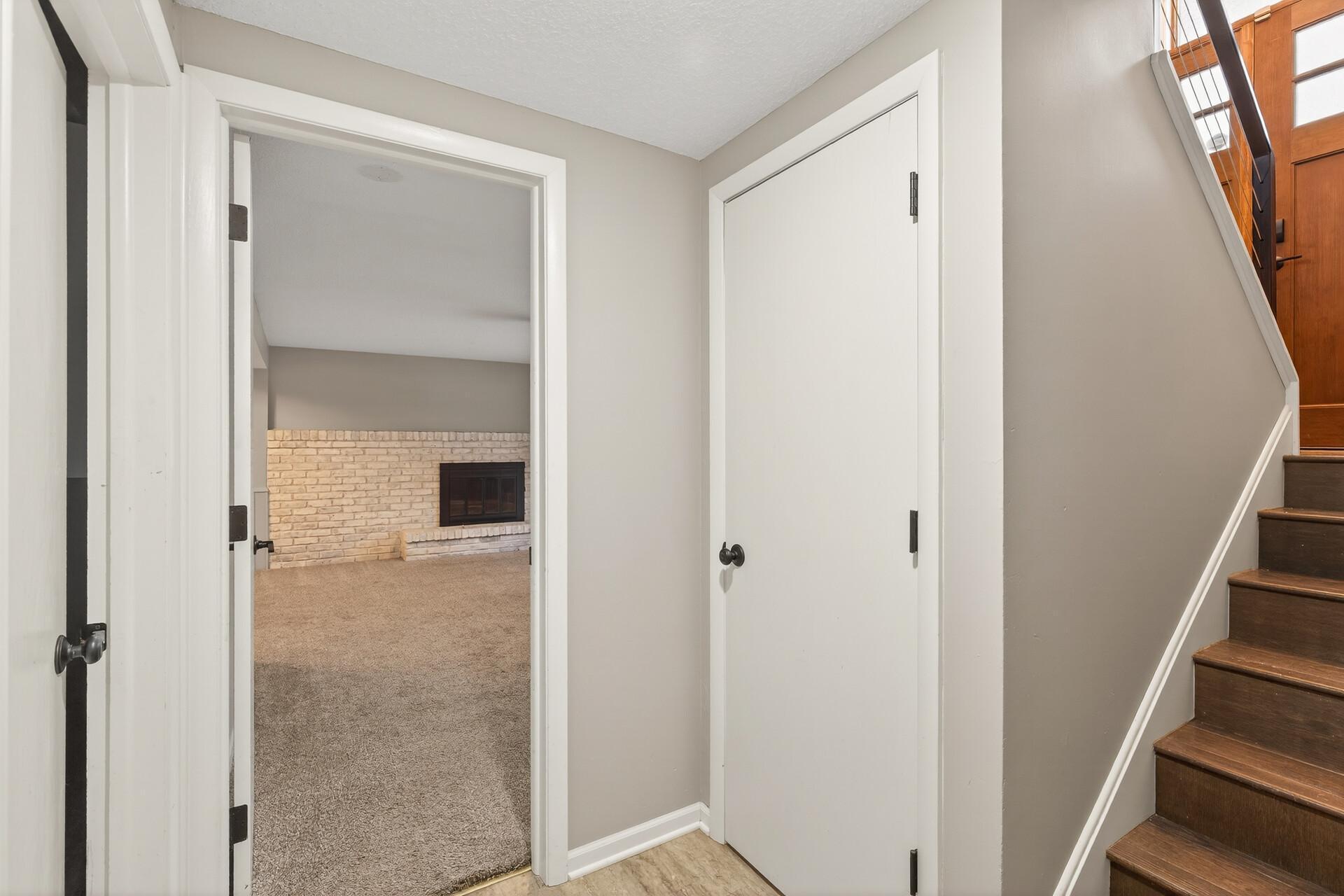 7155 Duluth Street Golden Valley, MN 55427 - Photo 24 of 44