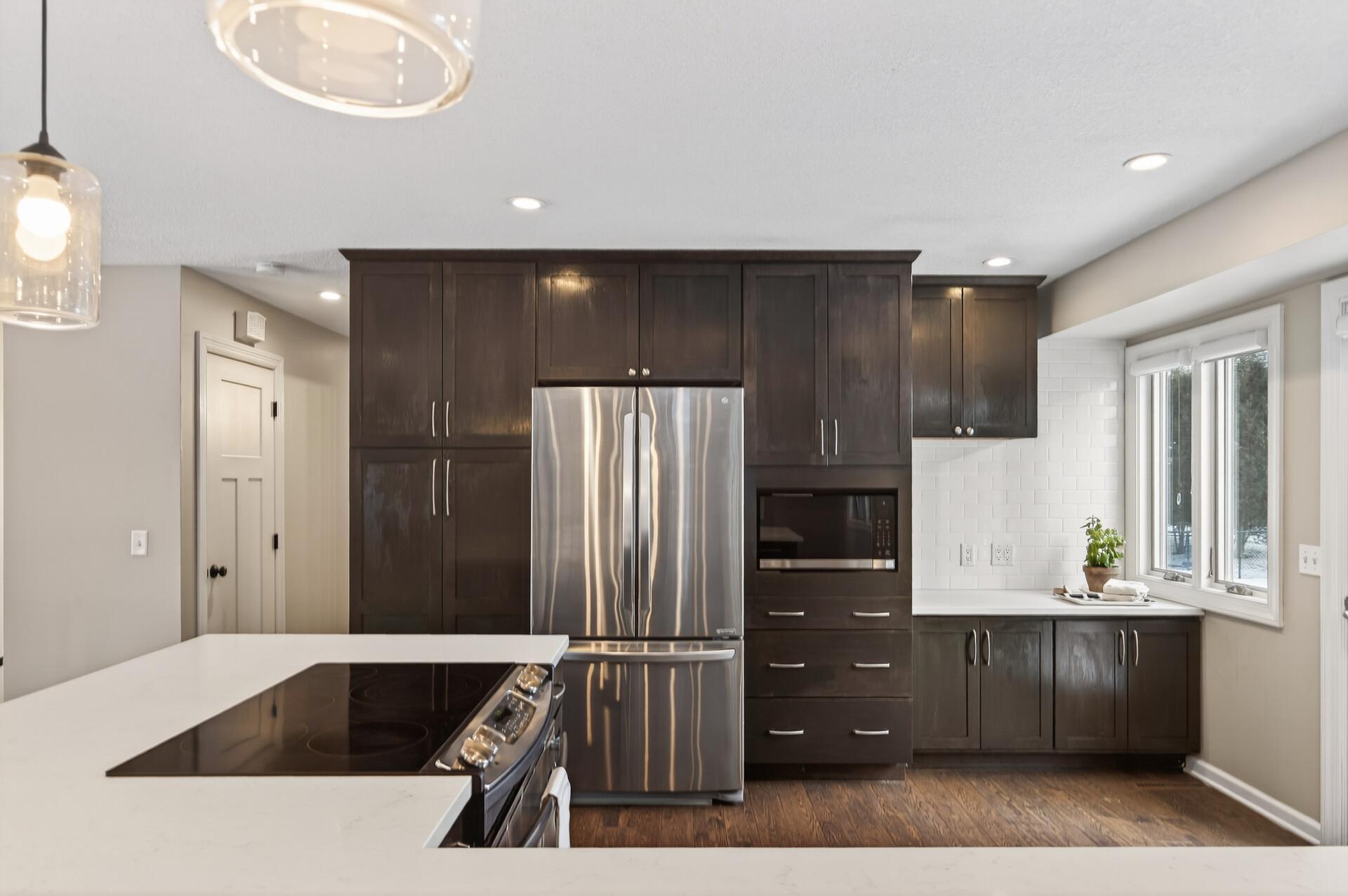 7155 Duluth Street Golden Valley, MN 55427 - Photo 8 of 44